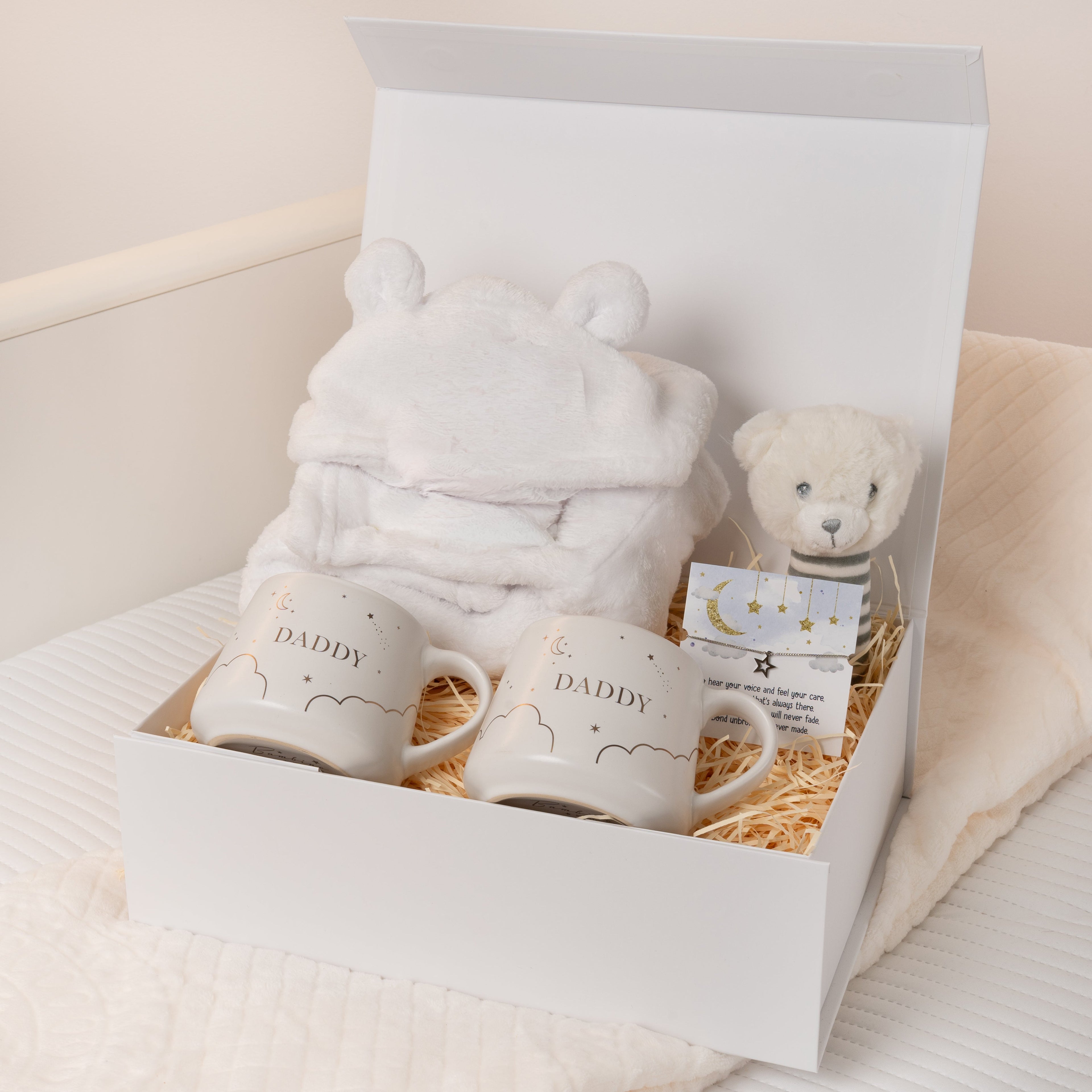 Daddy & Daddy Bear Baby Shower Hamper - White