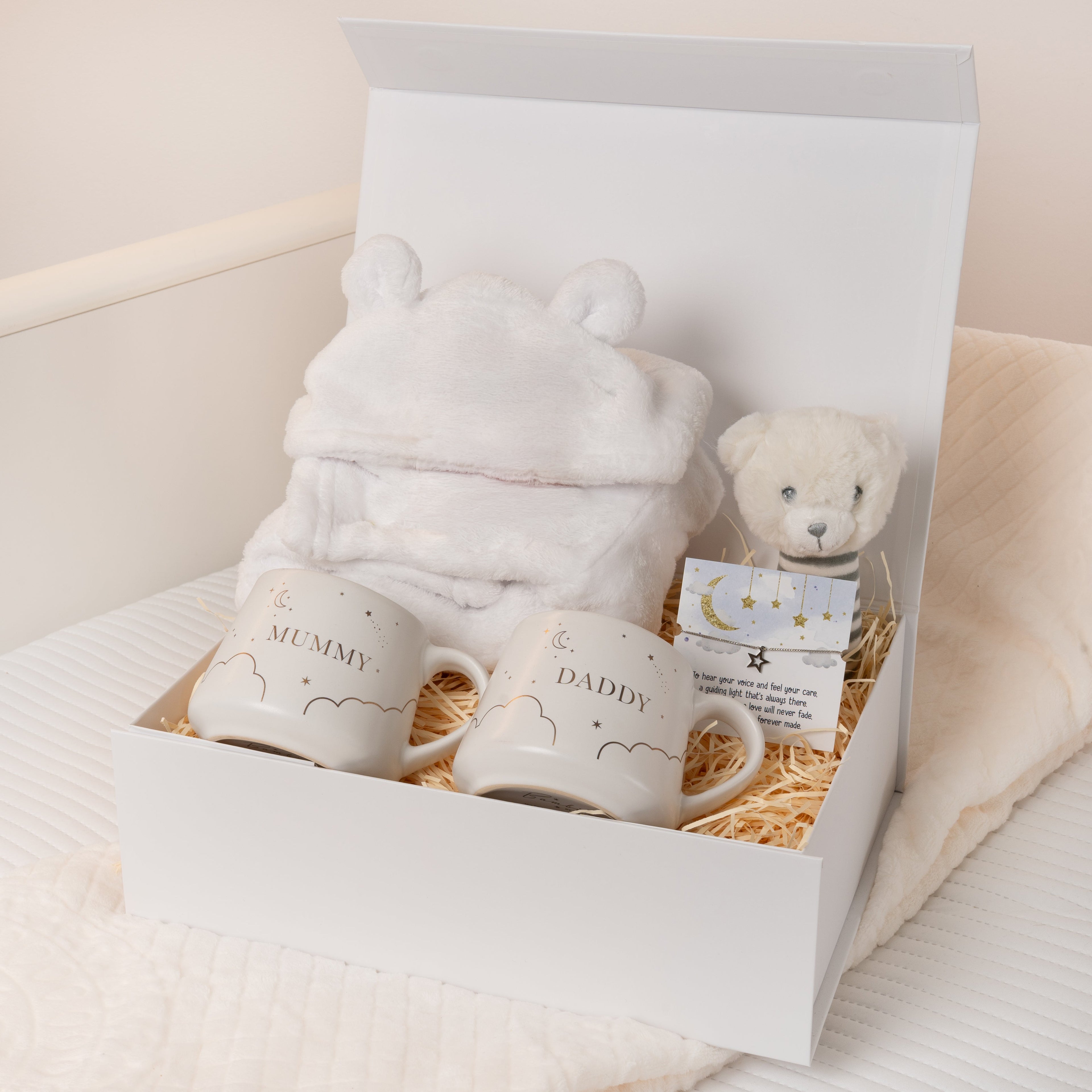 Mummy & Daddy Bear Baby Shower Hamper - White