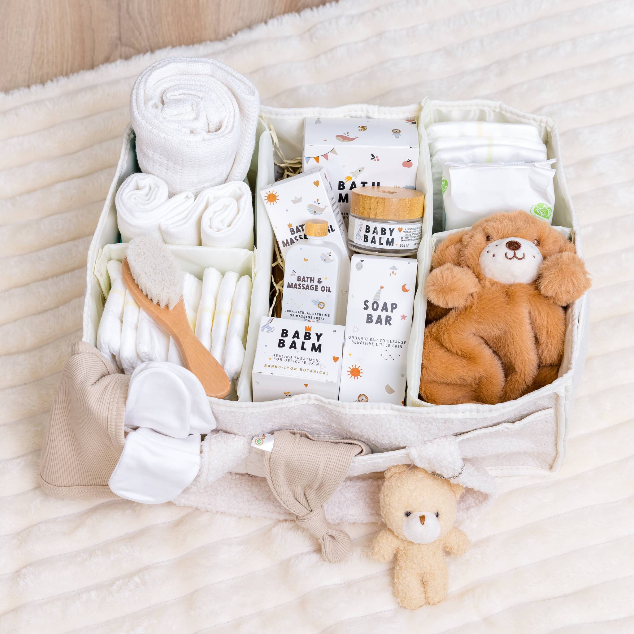 Pink The Ultimate Newborn Baby Essentials Hamper with Blanket baby hamper gif... – Pink