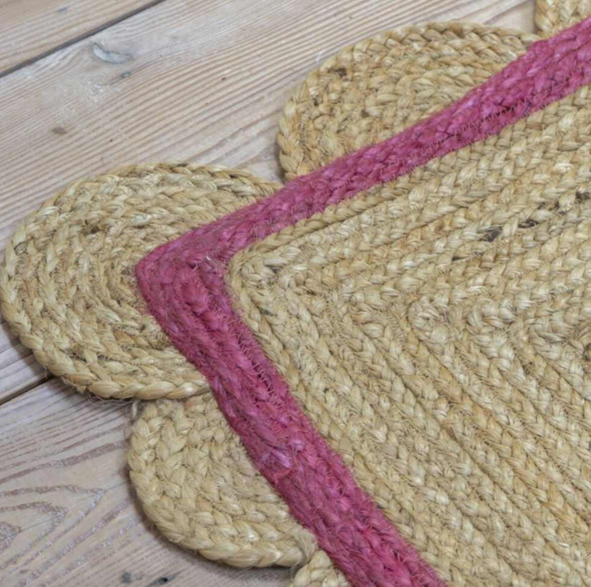 Scallop Jute Runner Rug With Pink Stripe
