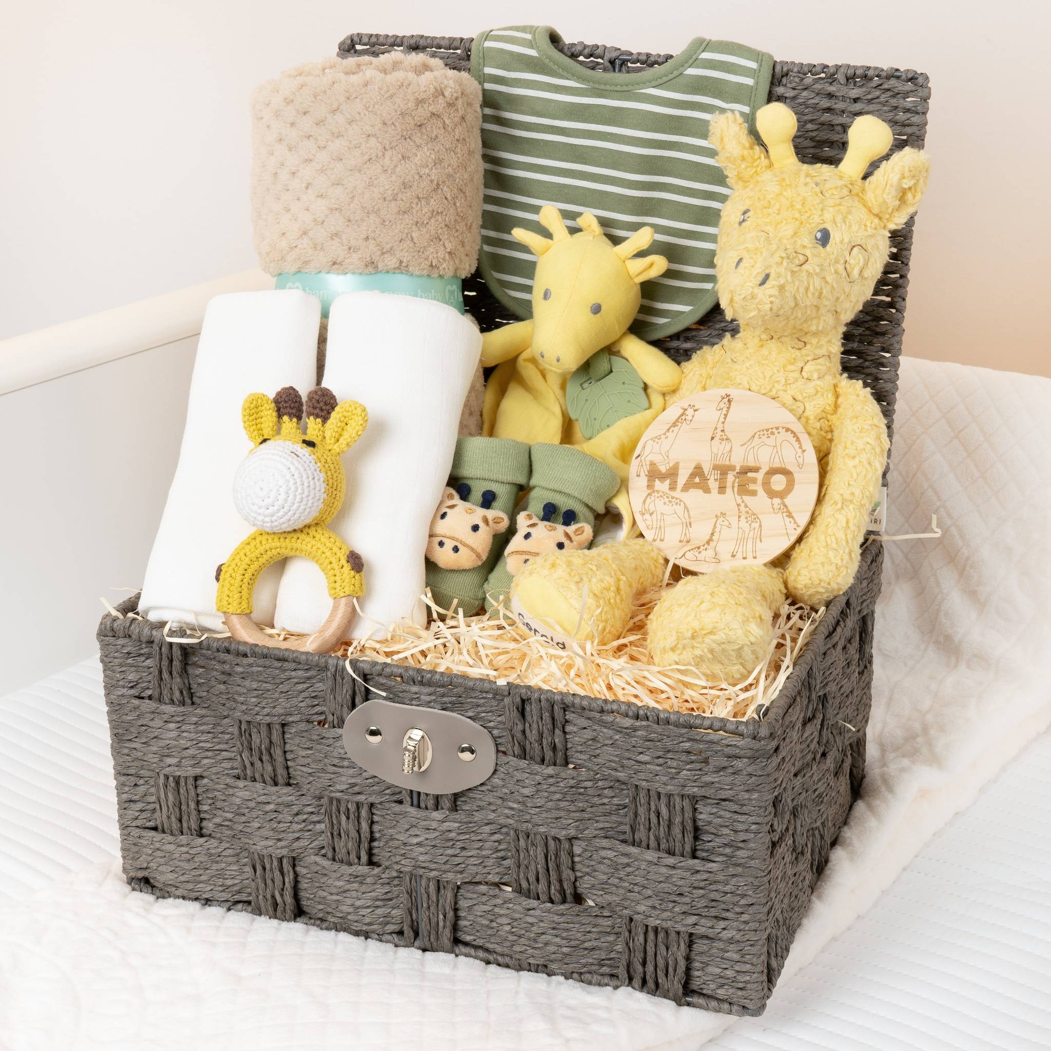 Safari Personalised Organic Giraffe Baby Hamper - Gender Neutral Jungle-Theme... - Yellow - Baby Hamper Main image