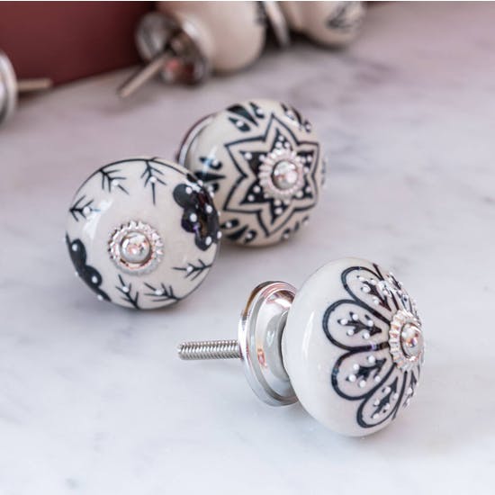 Delicate Monochrome Patterned Knobs