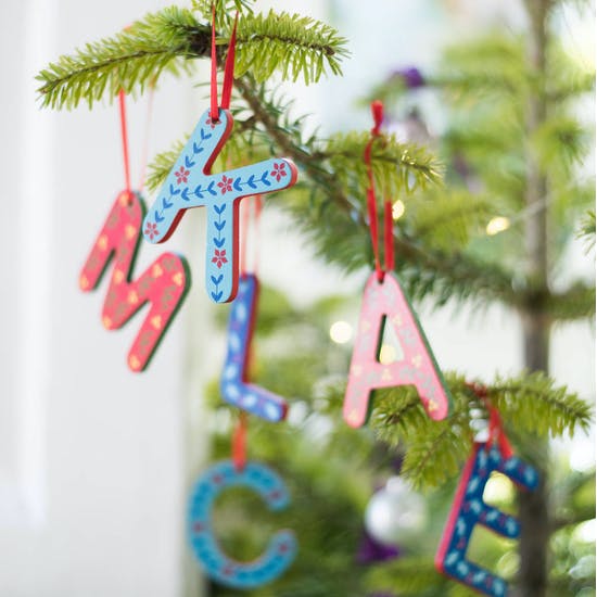 Retro Folksy Painted Wooden Decorations